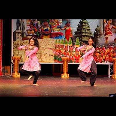 Teen Bollywood Dance